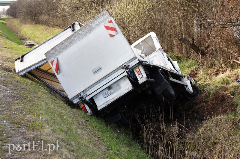 Zderzenie na obwodnicy zdjęcie nr 85263