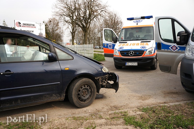 Żuławska: zderzenie przed przejazdem kolejowym zdjęcie nr 85557