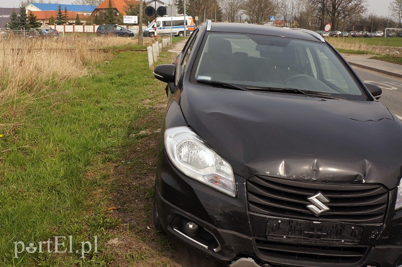 Żuławska: zderzenie przed przejazdem kolejowym zdjęcie nr 85565