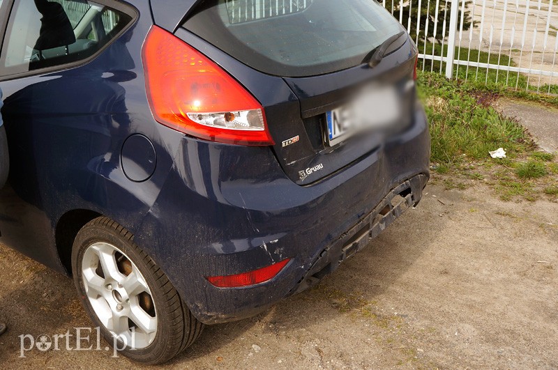 Żuławska: zderzenie przed przejazdem kolejowym zdjęcie nr 85562