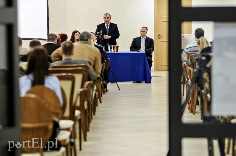 Starówka: wiele hałasu o hałas zdjęcie nr 85725