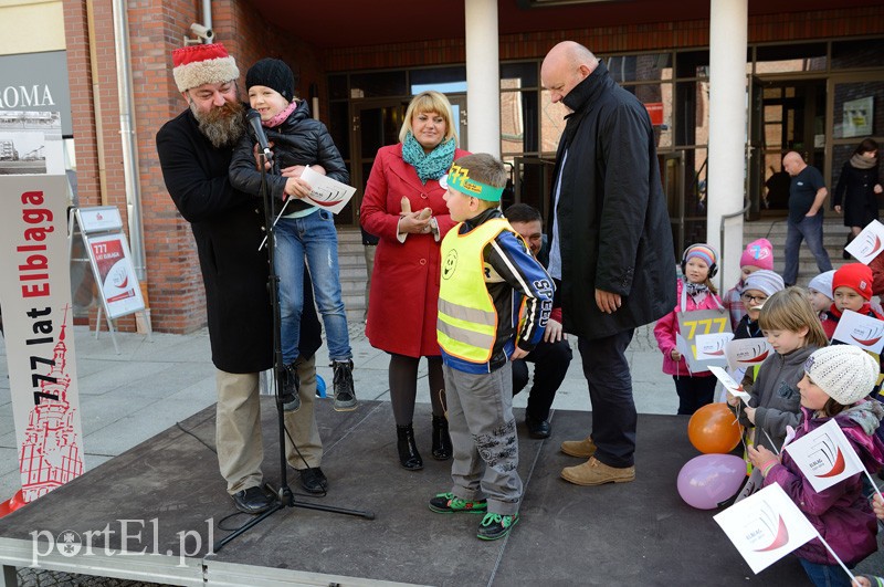 Najmłodsi też świętowali zdjęcie nr 85778