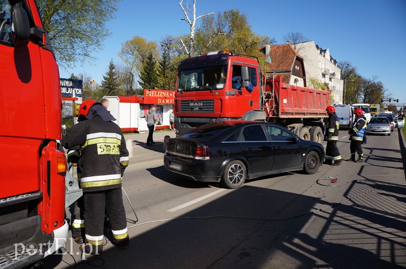 Groźne zderzenie. Grunwaldzka zakorkowana zdjęcie nr 86167