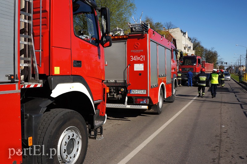 Groźne zderzenie. Grunwaldzka zakorkowana zdjęcie nr 86161