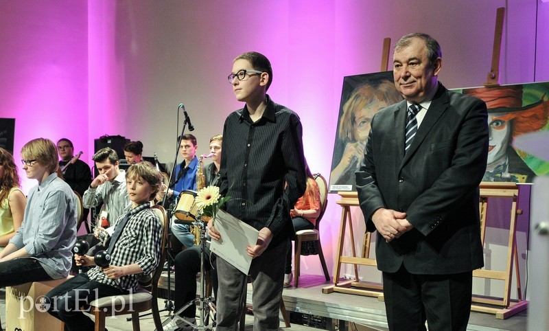 Nagrody za kulturalną pracę zdjęcie nr 86339