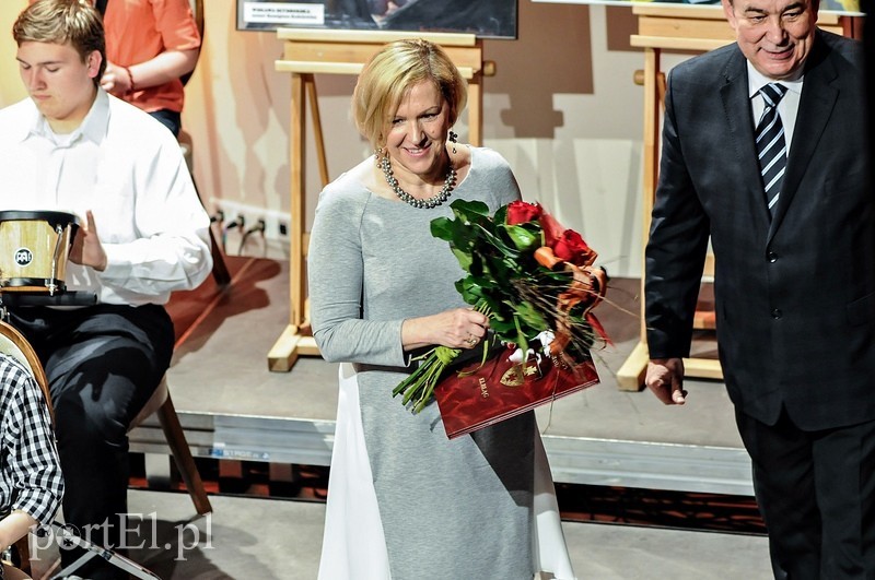 Nagrody za kulturalną pracę zdjęcie nr 86359