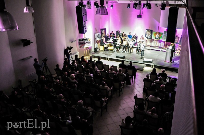 Nagrody za kulturalną pracę zdjęcie nr 86354