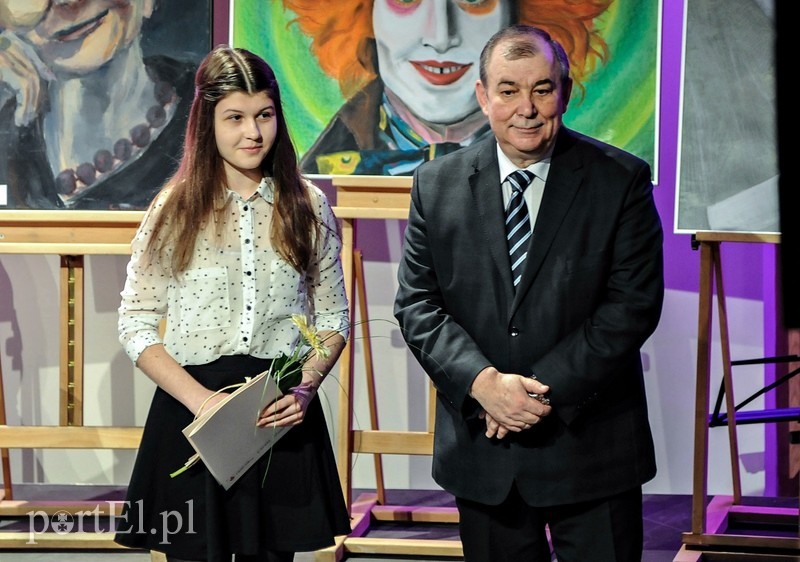 Nagrody za kulturalną pracę zdjęcie nr 86349