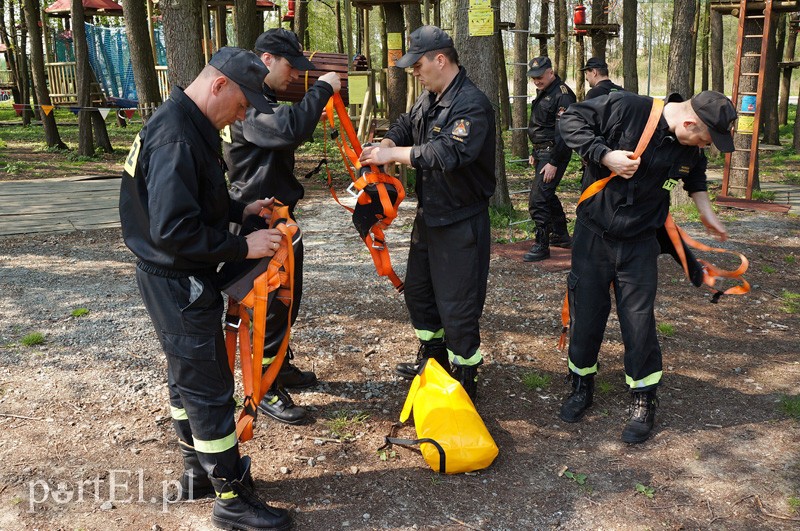 Strażacy na linach zdjęcie nr 86386