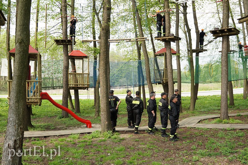 Strażacy na linach zdjęcie nr 86399