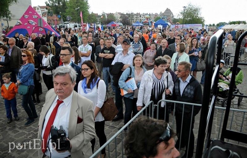 Rodzinny piknik na bulwarze zdjęcie nr 86798