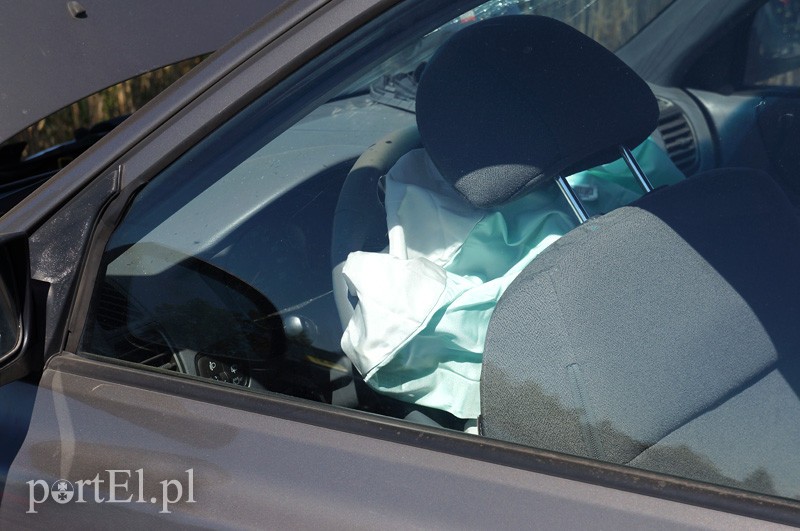 Karczowiska Górne: hyundaiem w drzewo zdjęcie nr 86936