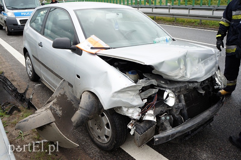 Węzeł Wschód: volkswagenem w barierę zdjęcie nr 87331