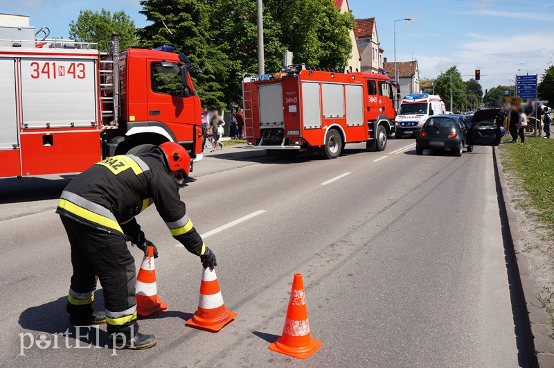 Groźny wypadek na Bema zdjęcie nr 87504