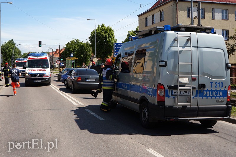 Groźny wypadek na Bema zdjęcie nr 87509