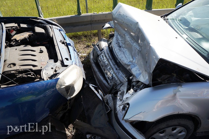 Czołowe zderzenie w Nowinie zdjęcie nr 87547