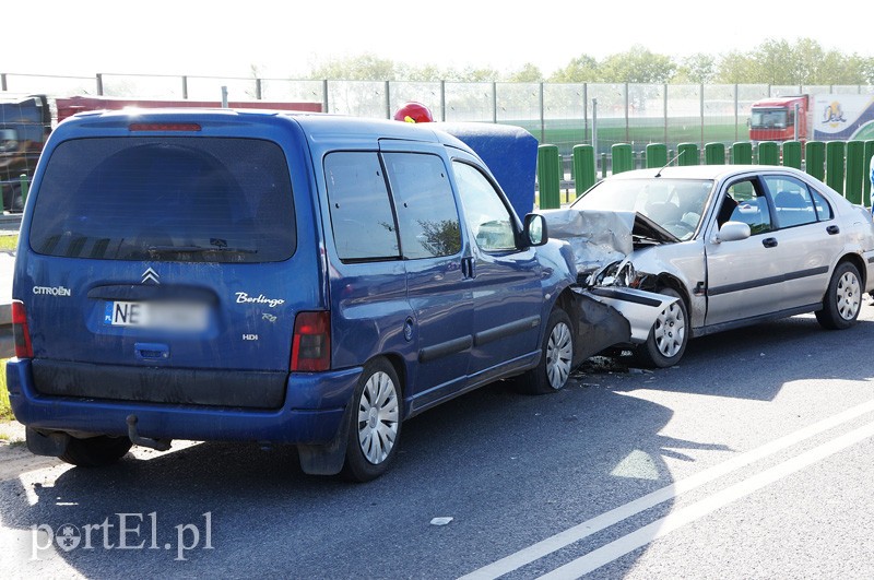 Czołowe zderzenie w Nowinie zdjęcie nr 87543