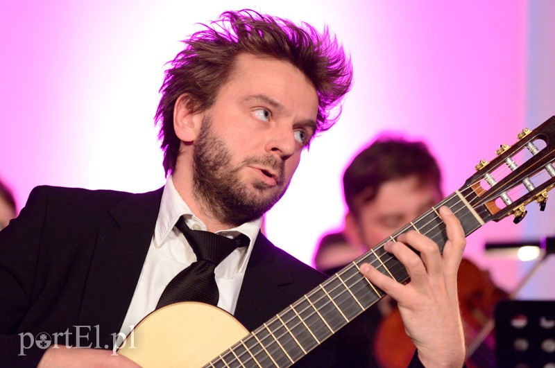 Elbląg o zmierzchu, czyli EOK i chłopak z gitarą zdjęcie nr 87561