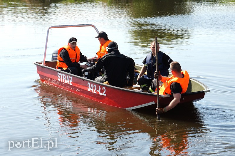 W "ciepłej wodzie" utonął mężczyzna zdjęcie nr 87874