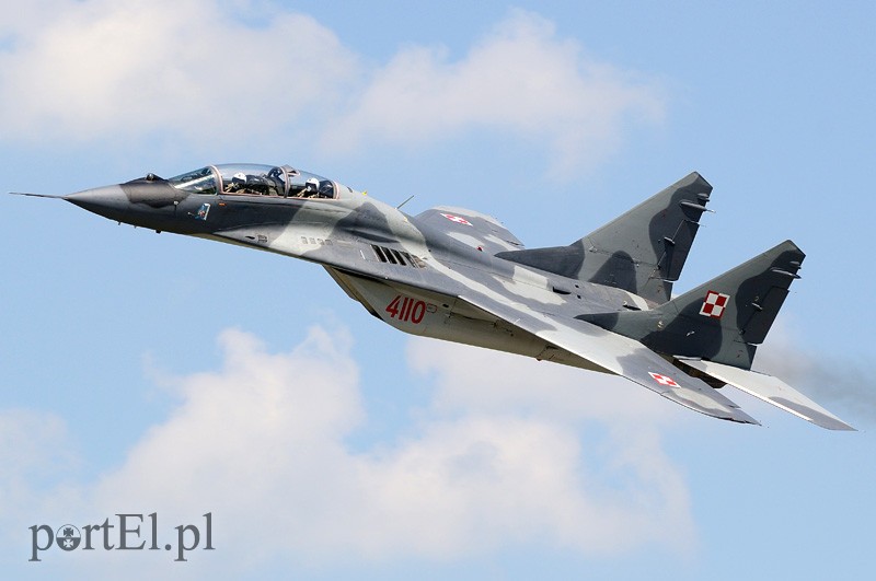 MiG-i i Rafale nad Królewem Malborskim zdjęcie nr 87892