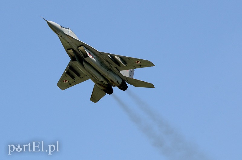 MiG-i i Rafale nad Królewem Malborskim zdjęcie nr 87909