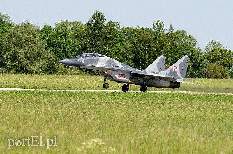 MiG-i i Rafale nad Królewem Malborskim zdjęcie nr 87887