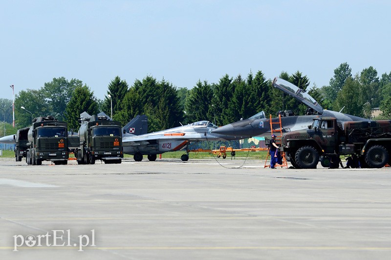 Samoloty MiG-29 z 22. Bazy Lotnictwa Taktycznego zdjęcie nr 87931