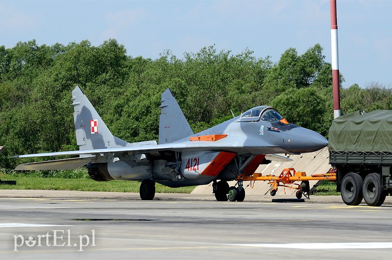 Samoloty MiG-29 z 22. Bazy Lotnictwa Taktycznego zdjęcie nr 87933