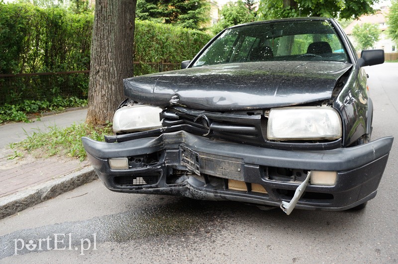 Pijany uderzył w słup i jechał dalej zdjęcie nr 88275