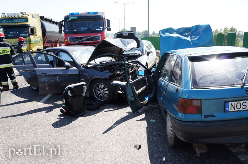 Wypadek na obwodnicy: dwie osoby ranne zdjęcie nr 88308