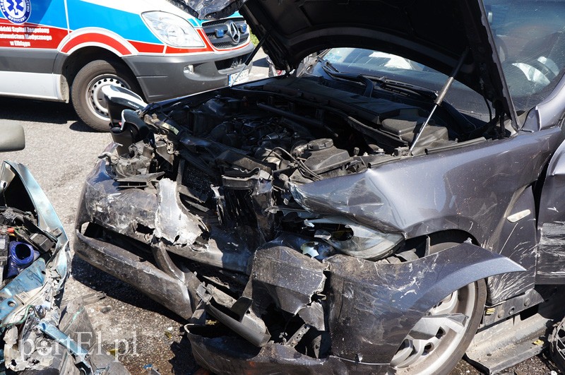 Wypadek na obwodnicy: dwie osoby ranne zdjęcie nr 88313