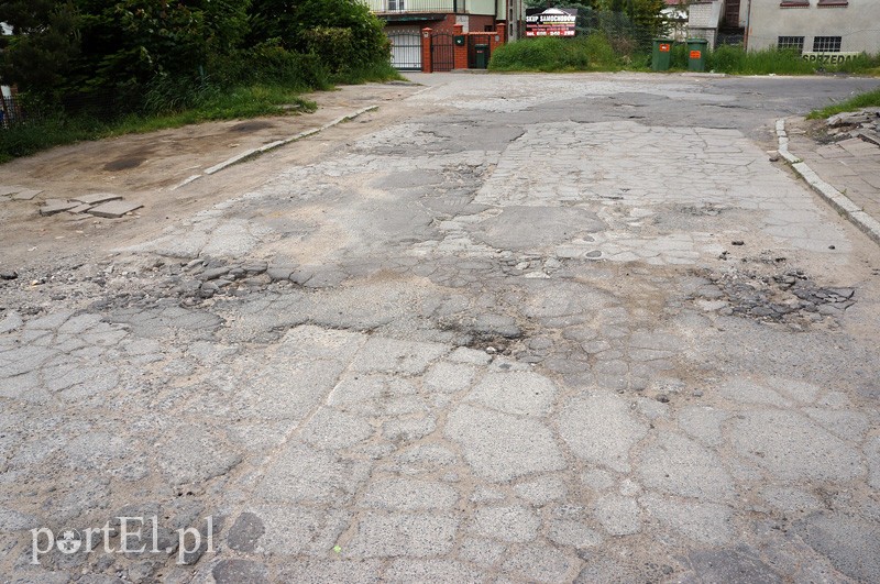 Częstochowska dziurawa jak ser szwajcarski zdjęcie nr 88484