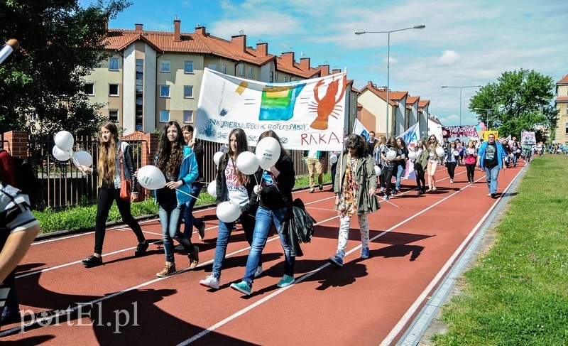 Ta młodzież nie chce palić zdjęcie nr 88503