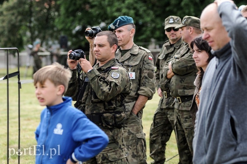 Zabawa z mundurowymi zdjęcie nr 88537