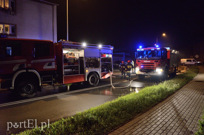 Stawidłowa: pożar dwóch samochodów zdjęcie nr 89023