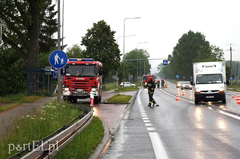 Kazimierzowo: zderzenie na skrzyżowaniu zdjęcie nr 89038