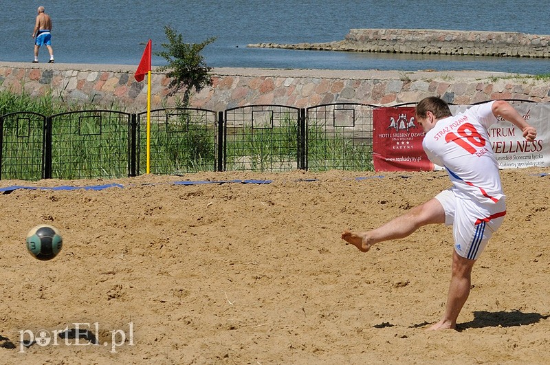 Turniej o Puchar Elbląga w plażowej piłce nożnej zdjęcie nr 89203