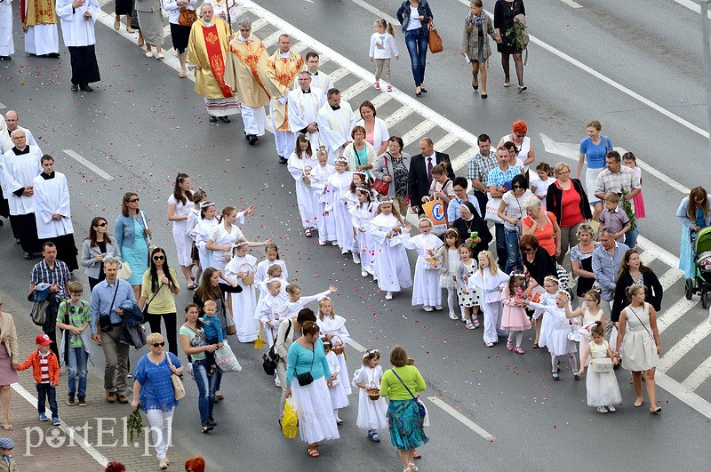 Największa procesja przeszła w centrum Elbląga zdjęcie nr 89872