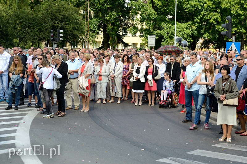 Największa procesja przeszła w centrum Elbląga zdjęcie nr 89860