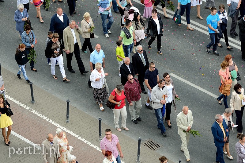 Największa procesja przeszła w centrum Elbląga zdjęcie nr 89881