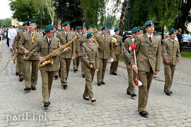 Największa procesja przeszła w centrum Elbląga zdjęcie nr 89847