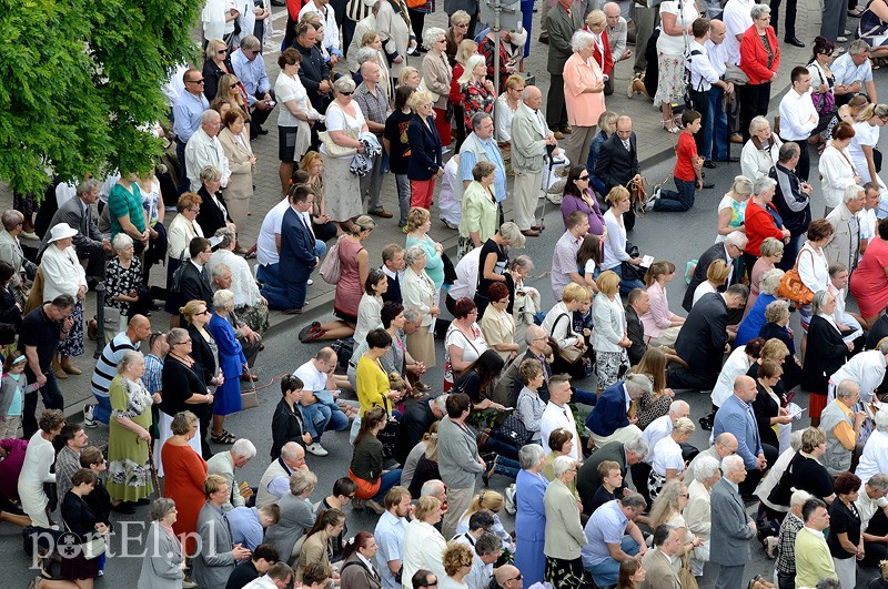 Największa procesja przeszła w centrum Elbląga zdjęcie nr 89884