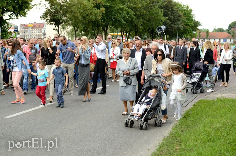 Największa procesja przeszła w centrum Elbląga zdjęcie nr 89869