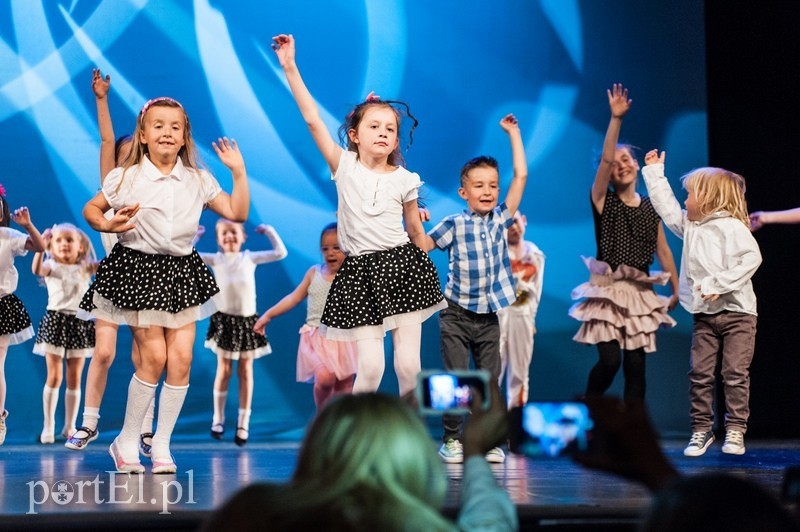 Pożegnali rok szkolny tanecznym krokiem  zdjęcie nr 90554