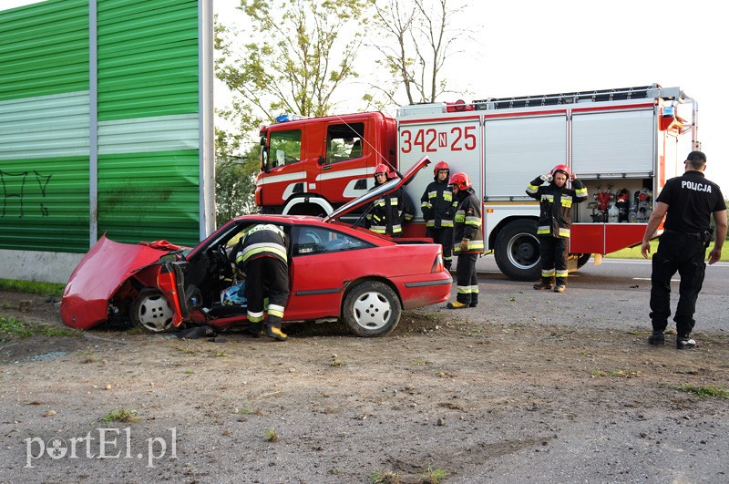 Groźny wypadek w Kazimierzowie zdjęcie nr 90619