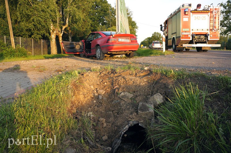 Groźny wypadek w Kazimierzowie zdjęcie nr 90628