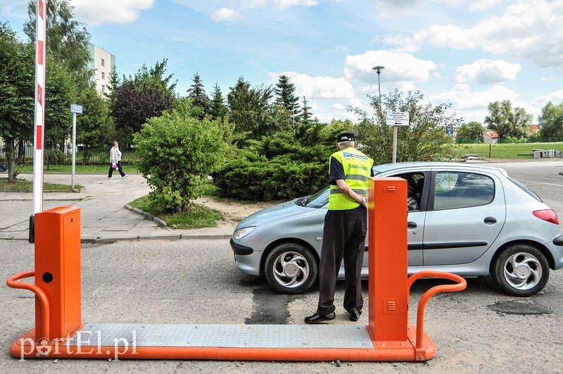 Przed szpitalem zaparkujesz, ale musisz zapłacić zdjęcie nr 90800