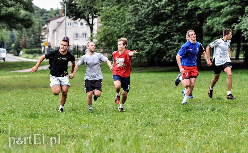 Meblarze rozpoczęli przygotowania do nowego sezonu zdjęcie nr 91094