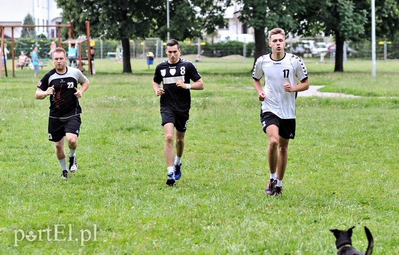 Meblarze rozpoczęli przygotowania do nowego sezonu zdjęcie nr 91093