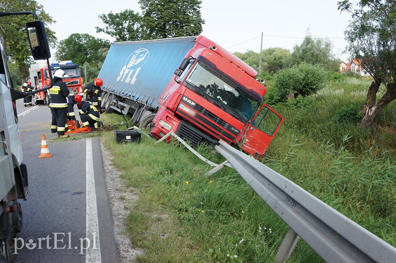 Groźne zderzenie w Szopach zdjęcie nr 91170